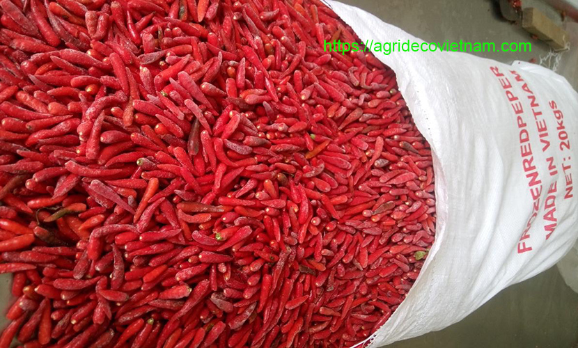 Frozen red chilli in 20kg net bag