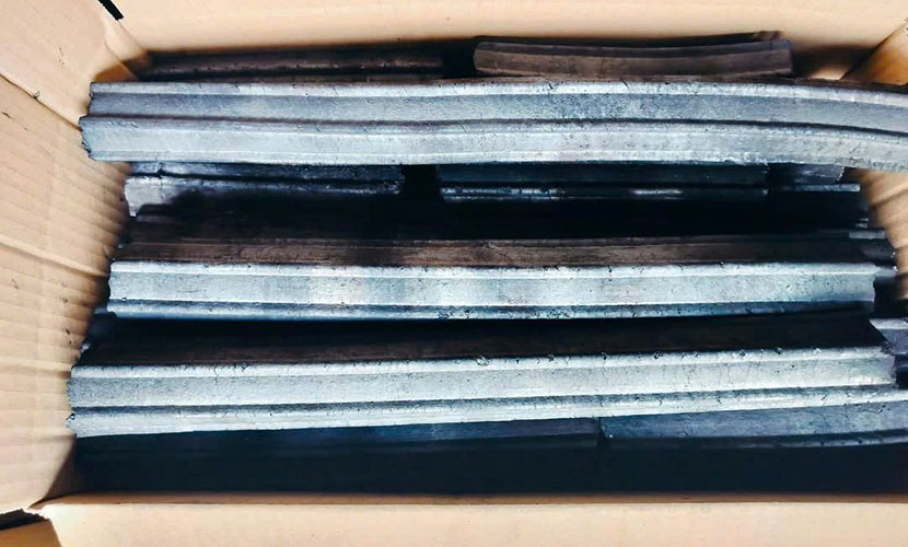 Sawdust briquette charcoal: Grade A