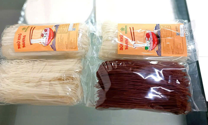 Vietnamese dried pho and noodle