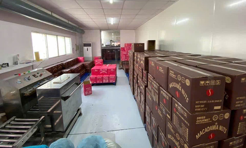 Vietnamese macadamia boxes