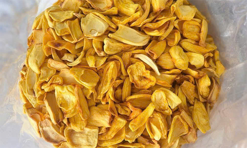 Vietnamese dried jackfruit