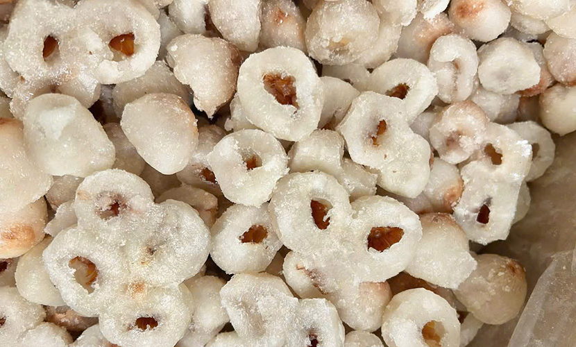 Off-shell frozen lychee from Vietnam