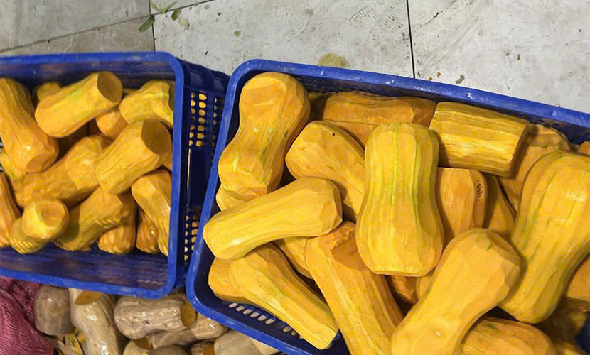Vietnamese peeled pumpkins